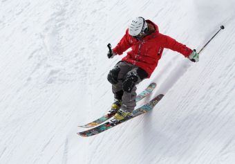 4 Best Ski Wear to Hit The Slopes In Style
